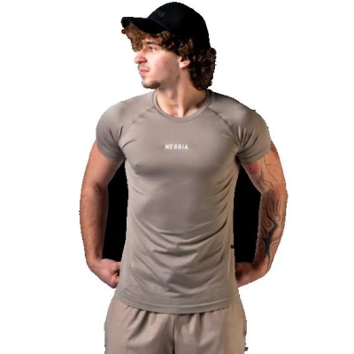 Nebbia Seamless tričko s krátkým rukávem POWER 900