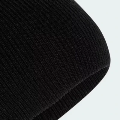 Adidas ESS BEANIE BLACK/WHITE zimní čepice