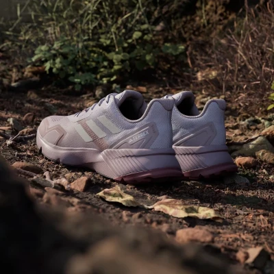 Adidas Terrex Soulstride W preloved fig/grey one/burgundy dámská běžecká trailová obuv POUZE Velikost 39 1/3 (VÝPRODEJ)