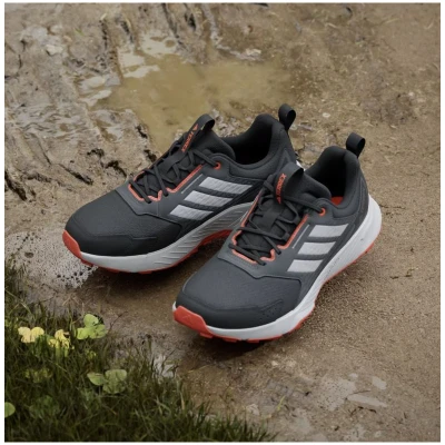 Adidas Terrex Tracefinder 2 M core black/grey one/semi impact orange pánská běžecká trailová obuv