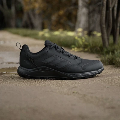 Adidas Terrex Tracerocker 2 GTX M core black/core black/semi impact orange pánská běžecká trailová obuv