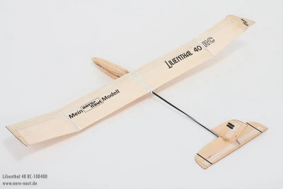 Aero-Naut Lilienthal 40 stavebnice kluzáku pro začátečníky s možností RC