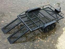 Amewi přívěs Trailer podvalník 1:10 s LED osvětlením + sleva 300,- na příslušenství