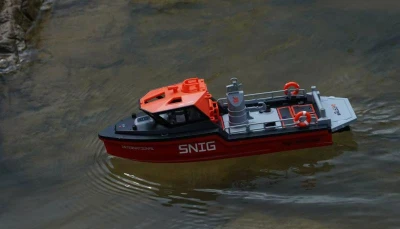 Amewi RC bezkomutátorový záchranný člun Snig 32 cm RTR černočervený