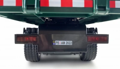 Amewi Mercedes-Benz Arocs zelené RC nákladní auto s jeřábem, RTR sada