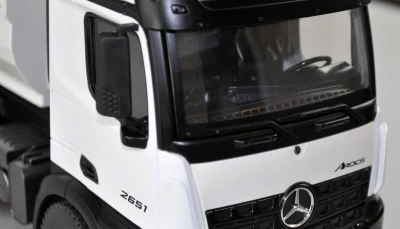 Amewi Mercedes-Benz Arocs Truck Tipper Pro V2 bílý 1:14 RC sklápěč