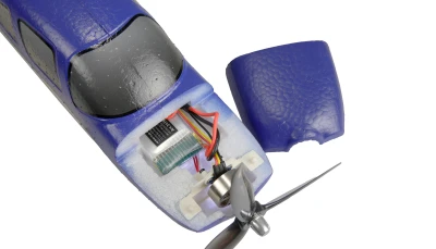 AMEWI Trade e.K. RC model letadla Cirrus SR22 520mm 4 kanálový 3D/6G stabilizace, RTF, modrý, brushless
