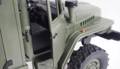 S-Idee URAL 6x6 proporcionální vojenský truck 1:16 RTR