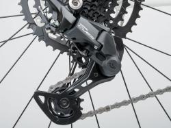 Author A-Matrix 27,5D 2026 bílá/stříbrná/zlatá juniorské kolo + výbava zdarma