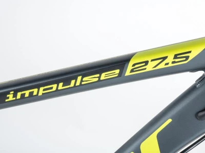Author Impulse 27,5 2023-24 šedé-matné/limeta MTB XC 27,5[34]kolo + výbava zdarma