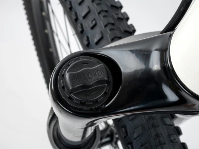 Author Impulse 29 ASL 2026 stříbrné/zelené dámské MTB kolo + výbava zdarma