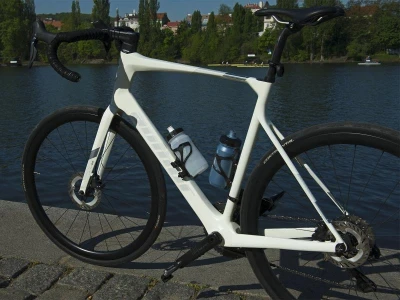 Author AB-Tcx-Daiya X25 transparentní/stříbrná cyklistická láhev