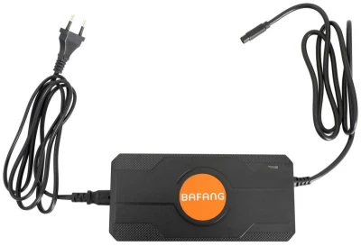 Bafang 48 V 3pinová nabíječka baterie