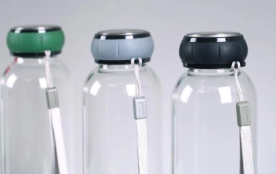 Bergner Lahev skleněná přenosná s poutkem 550 ml