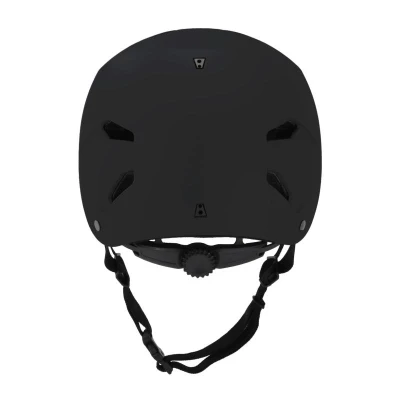 Bern Macon Classic black skate helma