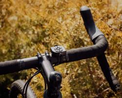 Force Blikačka zadná ALARM 300LM,36x LED, USB