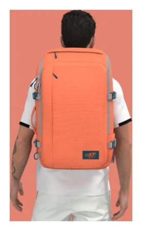CabinZero Adv 42L Moroccan sands batoh + sleva 300,- na příslušenství