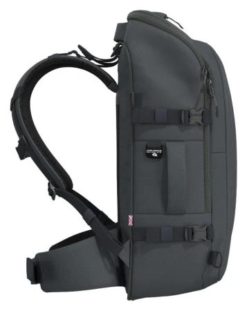 CabinZero Adv 42L Original Grey batoh + kosmetická taštička zdarma