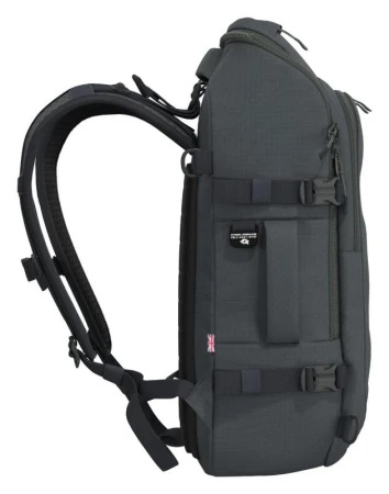 CabinZero Adv Pro 32L Original Grey batoh + kosmetická taštička zdarma