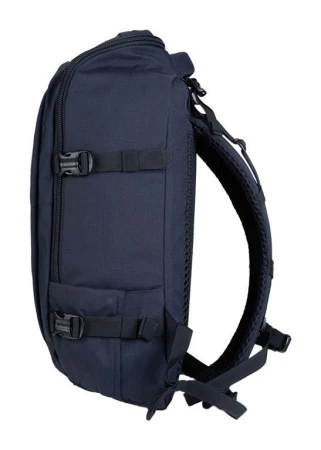 CabinZero Adventure 32L Absolute Black batoh + sleva 200,- na příslušenství