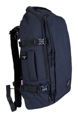 CabinZero Adventure Pro 32L Absolute Black batoh + sleva 300,- na příslušenství