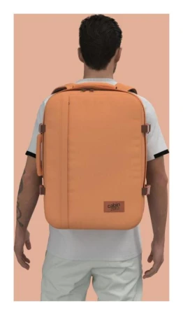 CabinZero Classic 44L Gobi sands batoh