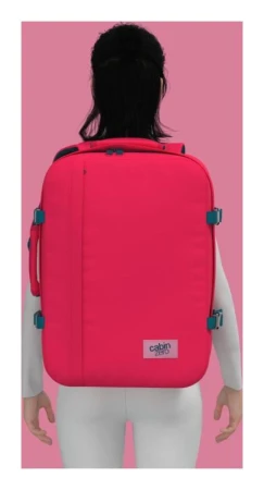 CabinZero Classic 44L Miami magenta batoh