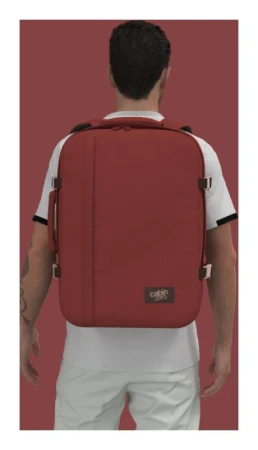 CabinZero Classic 44L Sangria red batoh