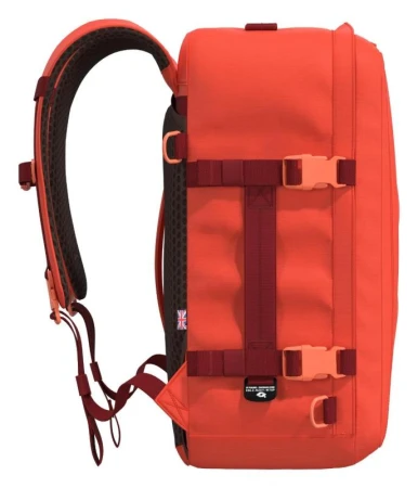 CabinZero Classic Plus 32L Tomato Festival batoh
