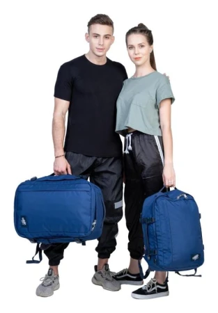CabinZero Classic Plus 42L Navy batoh