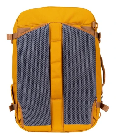 CabinZero Classic Plus 42L Orange Chill batoh + kosmetická taštička zdarma