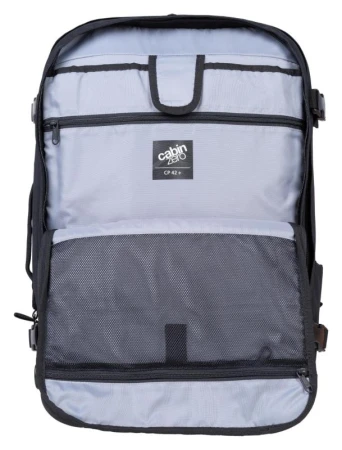 CabinZero Classic Pro 42L Absolute Black batoh