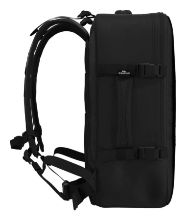 CabinZero Military 44L Absolute Black batoh