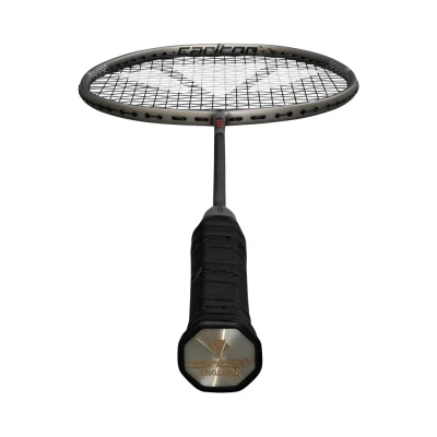 CARLTON 3.7P (power) Badmintonová raketa