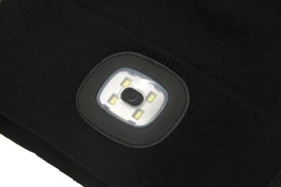 Cattara Čepice BLACK s LED svítilnou USB nabíjení