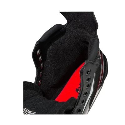 CCM JetSpeed FT860 INT juniorské lední brusle
