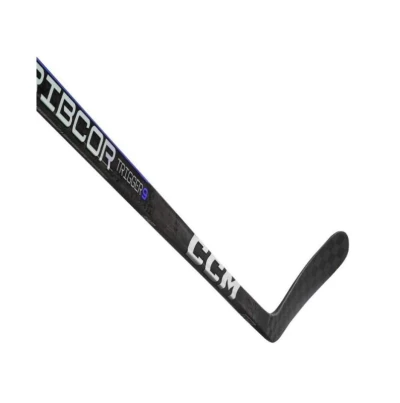 CCM Ribcor Trigger 9 INT juniorská hokejka POUZE Intermediate, 65, R, P28 (VÝPRODEJ)