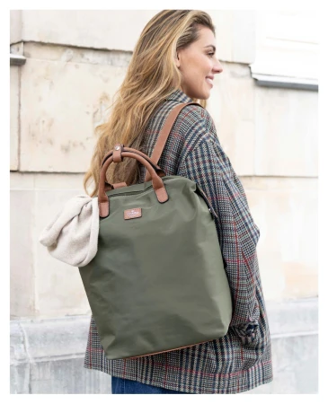 Charm London Buckingham W00957 olivově zelený batoh na notebook