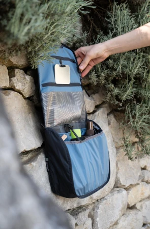 Cocoon Toiletry Kit Allrounder Light Ash Blue L závěsná toaletní taška