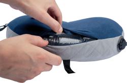 Cocoon nafukovací polštář Air Core Hammock/Travel Pillow galaxy