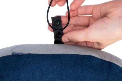 Cocoon nafukovací polštář Air Core Hammock/Travel Pillow galaxy