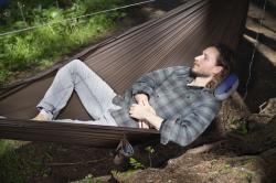 Cocoon nafukovací polštář Air Core Hammock/Travel Pillow galaxy