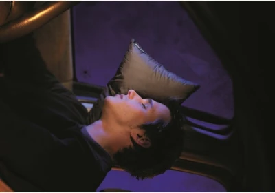 Cocoon Down Travel Pillow M Wasabi cestovní polštář