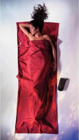 Cocoon spacáková přikrývka monks red
