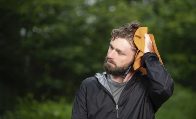 Cocoon ultralehký ručník Microfiber Towel Hyperlight L lava grey