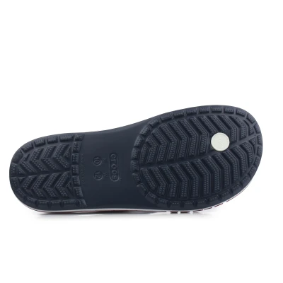 Crocs Bayaband Flip U navy/pepper unisex žabky