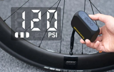 Cycplus AS210 MAX AT1 Max Anoutway mini pumpa na kolo