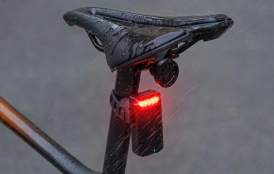Cycplus L7 zadní světlo na kolo s radarem