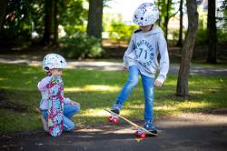 Dětská freestyle cyklistická helma Seven Minnie bílá