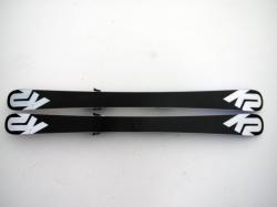 K2 Poacher 129 cm dětské carvingové lyže s vázáním